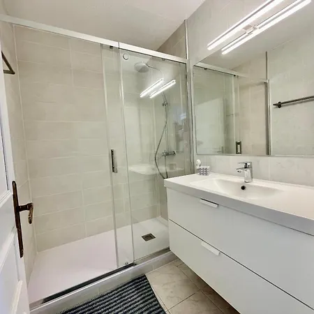 Pgh N29-a 50m De La Plage, Vue Mer, Parking Prive Apartment *